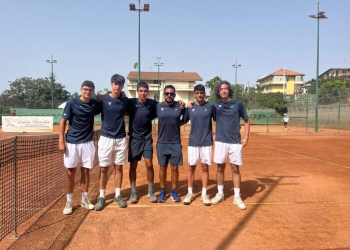 𝐋𝐚 𝐃𝟏 𝐦𝐚𝐬𝐜𝐡𝐢𝐥𝐞 “𝐚” 𝐯𝐨𝐥𝐚 𝐢𝐧 𝐬𝐞𝐫𝐢𝐞 𝐂